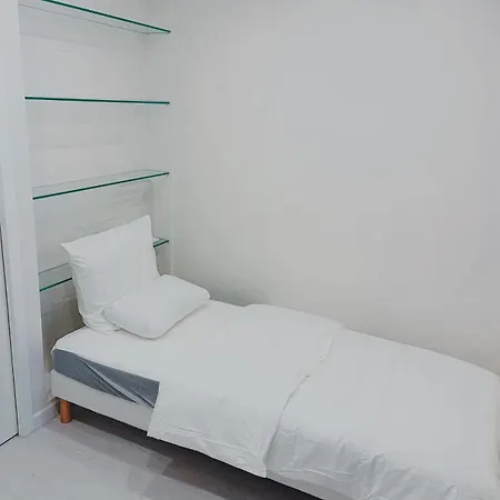 Apartment Belle Champs-elysee Paris